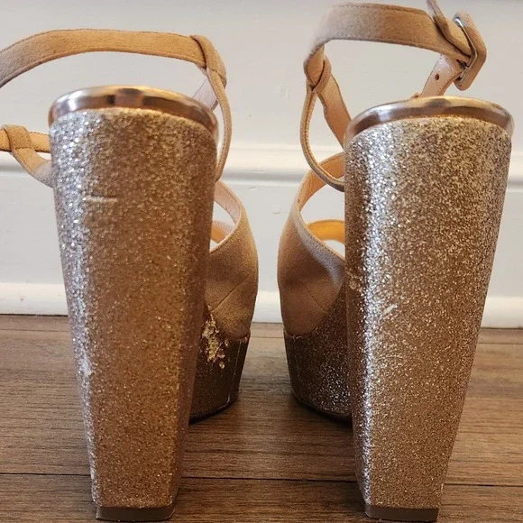 Christian Louboutin Size 39.5 Martel 140mm Glitter Suede Slingback Neutrals - Picture 3 of 8